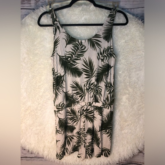 Lascana Tropical Green and Cream Jumpsuit NWOT 38🌴🍍🌴 - Picture 13 of 15